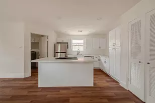934 Goldfinch Ave, Sugar Land, TX 77478 - Photo 19