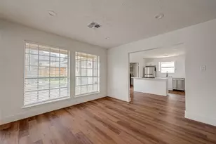 934 Goldfinch Ave, Sugar Land, TX 77478 - Photo 13