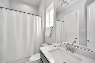 1223 W 16th St, Houston, TX 77008 - Photo 11