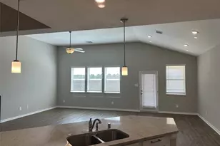 1314 Eagle Pass Dr, Rosharon, TX 77583 - Photo 7