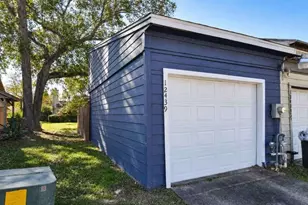 12439 W Village Dr, Houston, TX 77039 - Photo 13