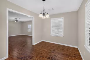 5418 Grand Lake St, Houston, TX 77081 - Photo 9