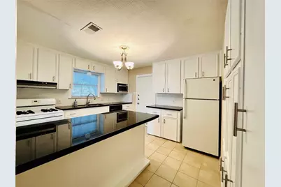 5418 Grand Lake Street, Houston, TX 77081 - Photo 5