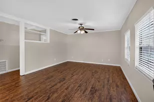 5418 Grand Lake St, Houston, TX 77081 - Photo 21