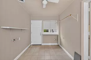 5418 Grand Lake St, Houston, TX 77081 - Photo 15