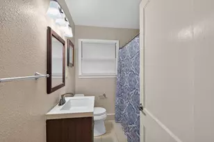 5418 Grand Lake St, Houston, TX 77081 - Photo 25