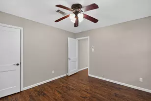 5418 Grand Lake St, Houston, TX 77081 - Photo 29