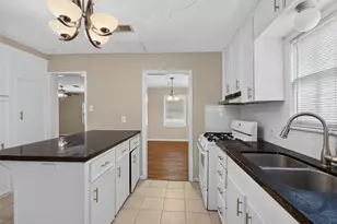 5418 Grand Lake St, Houston, TX 77081 - Photo 17