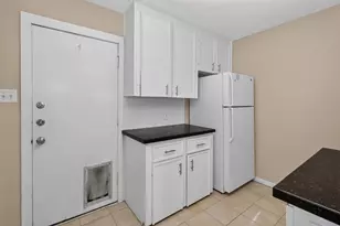 5418 Grand Lake St, Houston, TX 77081 - Photo 13