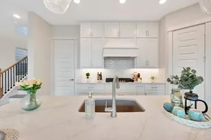 16018 Hayes Pk Dr, Houston, TX 77079 - Photo 19