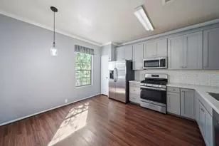 29705 Parliament Hills Dr, Spring, TX 77386 - Photo 5