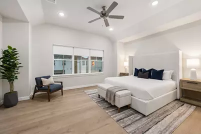 6346 Paddington Bend Drive, Houston, TX 77008 - Photo 1