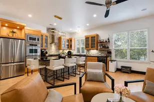 16 Elder Wood Dr, Houston, TX 77058 - Photo 9