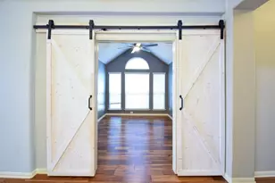 31 Rolling Ridge Ct, Conroe, TX 77385 - Photo 9