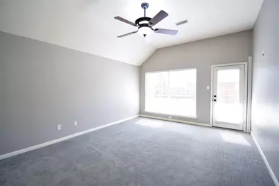 31 Rolling Ridge Court, Conroe, TX 77385 - Photo 11