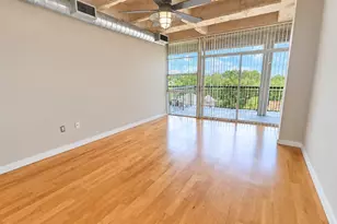 230 W Alabama St, Houston, TX 77006 - Photo 9