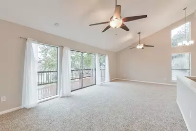 47 April Point Drive N, Conroe, TX 77356 - Photo 5