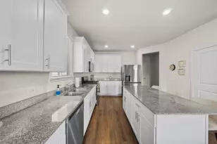 6318 Franklin View Ln, Houston, TX 77084 - Photo 11
