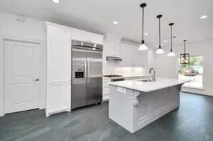 12807 Southspring Dr, Houston, TX 77047 - Photo 5