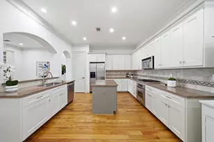 4740 Banning Dr, Houston, TX 77027 - Photo 3