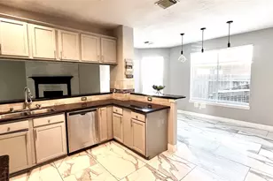 14802 Belterraza Dr, Houston, TX 77083 - Photo 5
