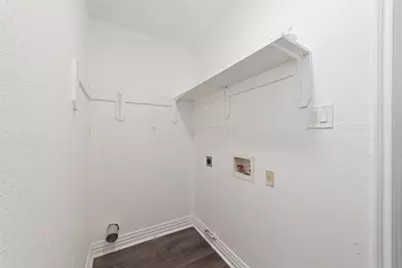 802 E 33rd Street, Houston, TX 77022 - Photo 13
