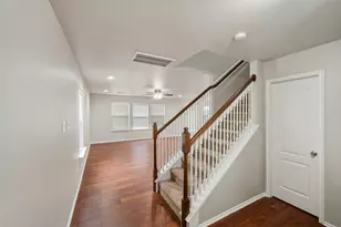 9907 Victoria Grove Ln, Houston, TX 77075 - Photo 5