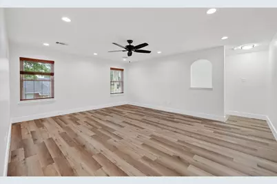2018 Village Court Lane, Rosenberg, TX 77471 - Photo 41