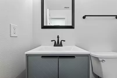 2018 Village Court Lane, Rosenberg, TX 77471 - Photo 33