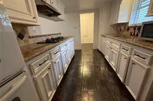 2075 Little Cedar Dr, Houston, TX 77339 - Photo 11