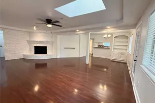 2075 Little Cedar Dr, Houston, TX 77339 - Photo 5