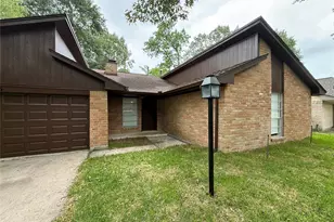 2075 Little Cedar Dr, Houston, TX 77339 - Photo 3
