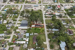 4447 5th St, Bacliff, TX 77518 - Photo 13