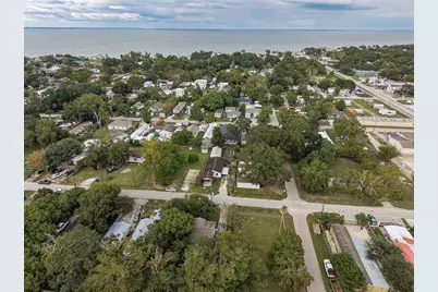 4447 5th Street, Bacliff, TX 77518 - Photo 7
