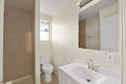 515 Lloyd Lane, Baytown, TX 77521 - Photo 19