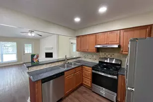 9422 Chartermoss Cir, Houston, TX 77070 - Photo 3