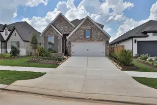 21923 Woodland Hawthorn Ln, Cypress, TX 77433 - Photo 11