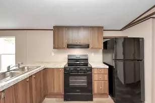 13718 Brigadier Dr, Willis, TX 77318 - Photo 19