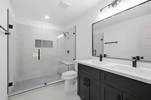 910 Evonne St, Houston, TX 77017 - Photo 19