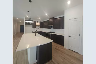 8438 Bay Oaks Drive, Baytown, TX 77523 - Photo 9