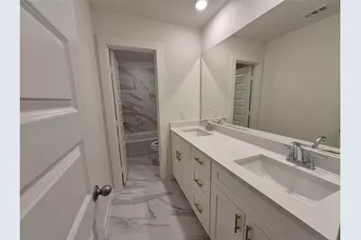 419 Zeus Mountains Drive, Crosby, TX 77532 - Photo 5