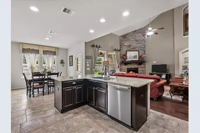 699 Cumberland Ridge Lane, League City, TX 77573 - Photo 13