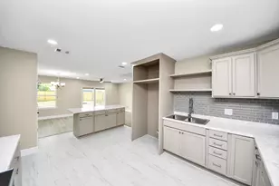4703 Quail Hollow Dr, Baytown, TX 77521 - Photo 17