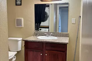 8417 Hearth Dr, Houston, TX 77054 - Photo 13