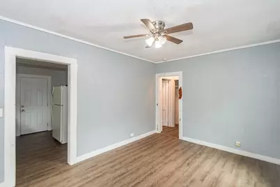 713 W Willis Street, Alvin, TX 77511 - Photo 7