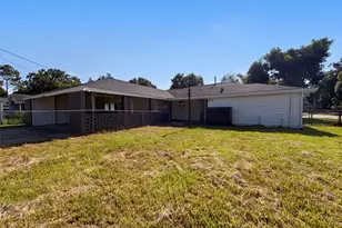 118 S Ringgold St, West Columbia, TX 77486 - Photo 5