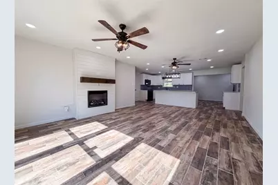 118 N Ringgold Street, West Columbia, TX 77486 - Photo 7