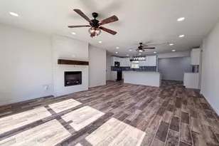 118 S Ringgold St, West Columbia, TX 77486 - Photo 7