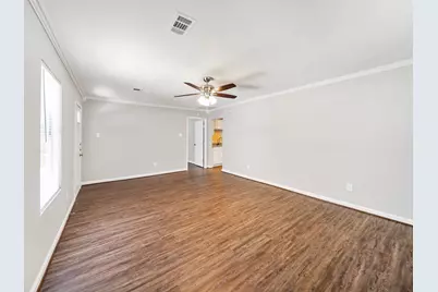 1411 Pleasantville Drive, Houston, TX 77029 - Photo 11