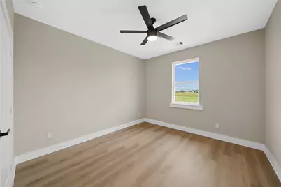 560 Quarter Horse Trail, Angleton, TX 77515 - Photo 15